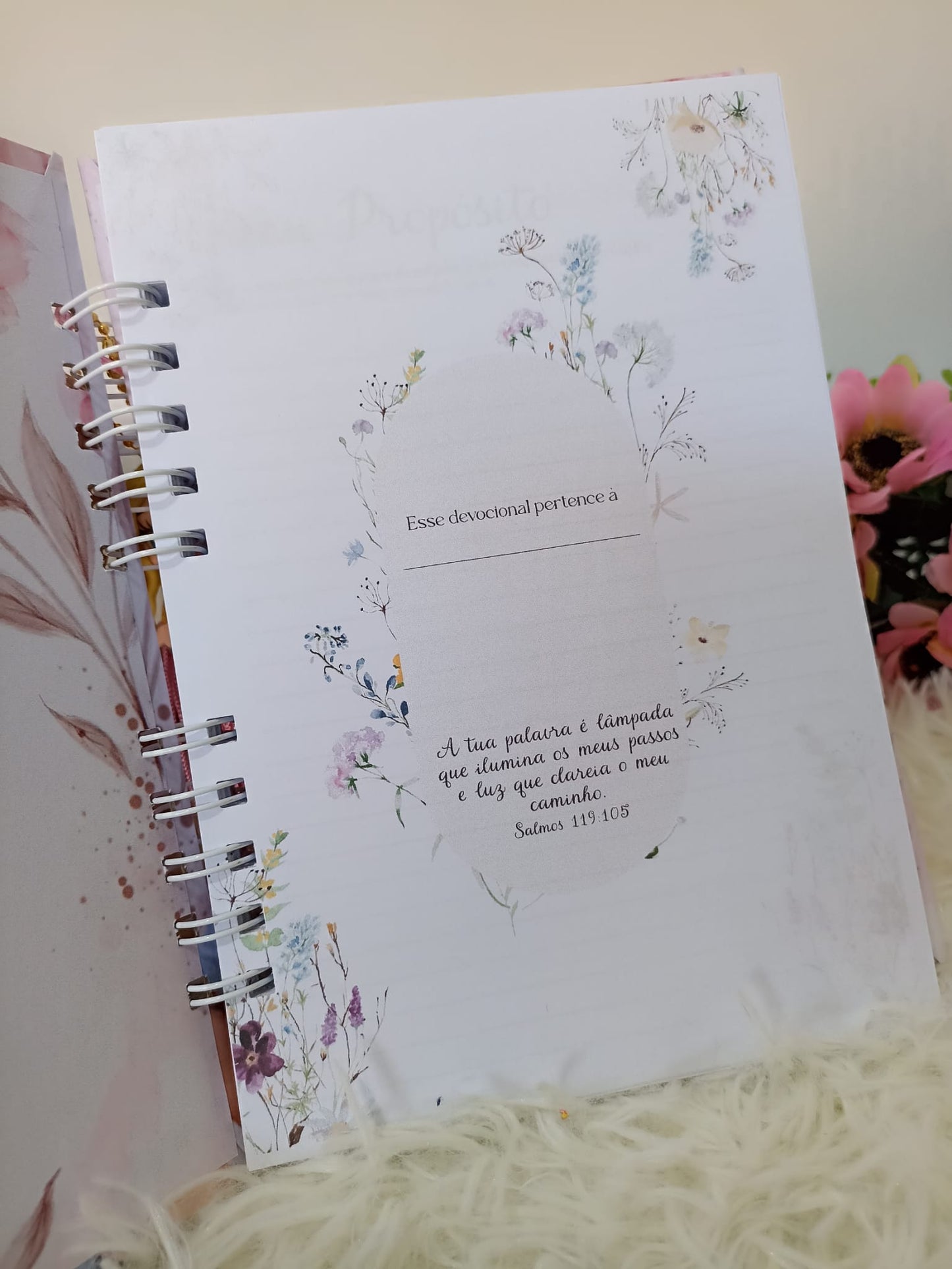 Caderno Devocional Feminino