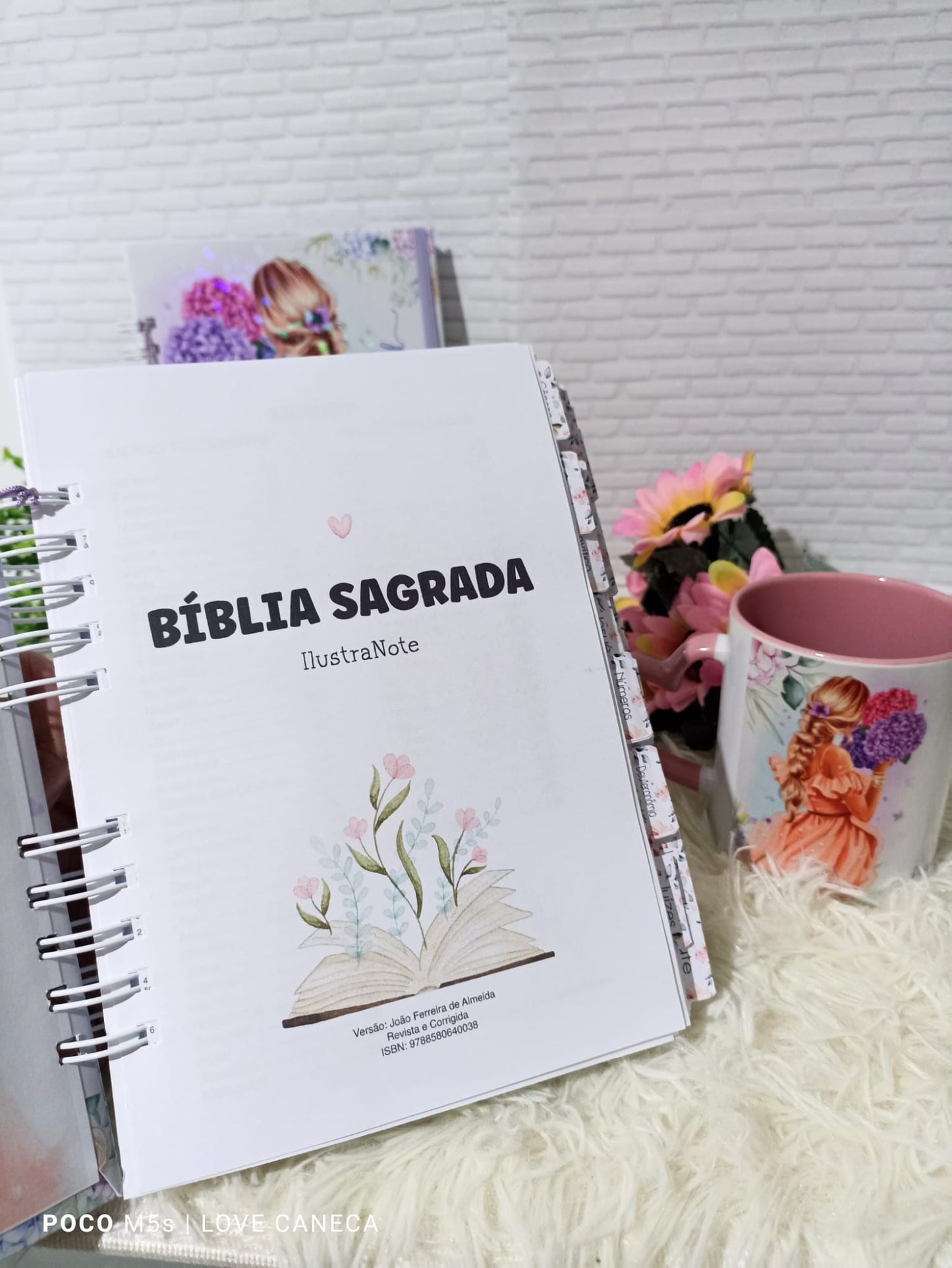 Bíblia personalizada com abas