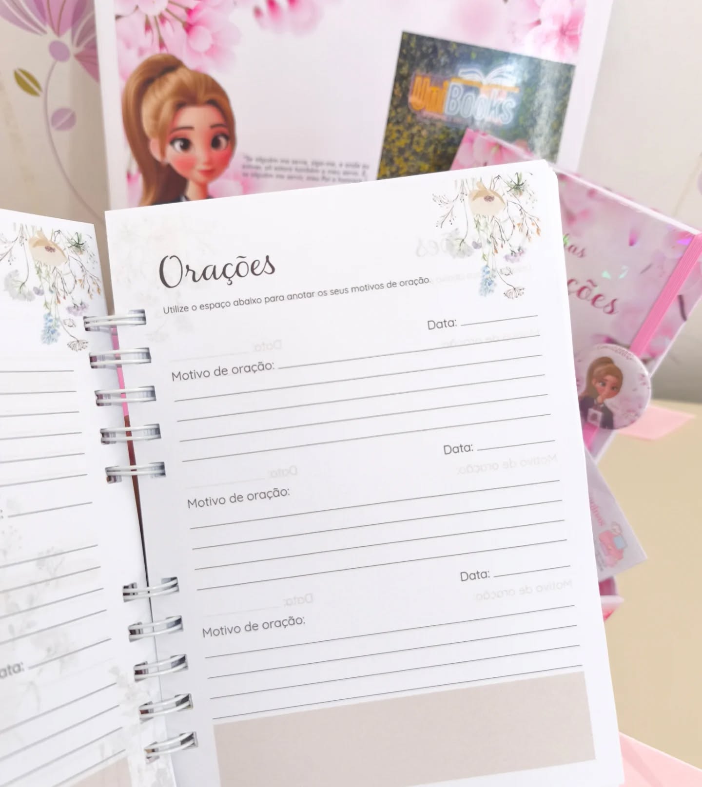 Caixa Personalizada com Caderno Minhas Meditações + Devocional + Bloquinho de anotações + Caneca + Marcador Magnético