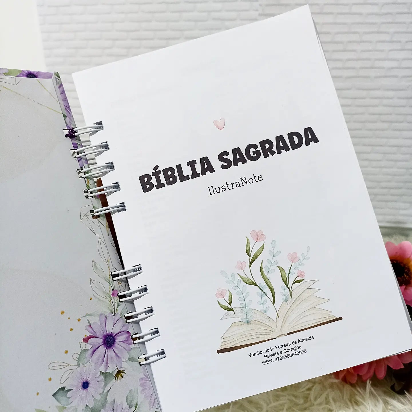 Bíblia Personalizada Lilás sem abas